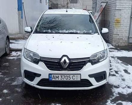 Білий Рено Логан, об'ємом двигуна 1.15 л та пробігом 300 тис. км за 3200 $, фото 1 на Automoto.ua