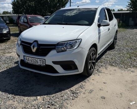 Білий Рено Логан, об'ємом двигуна 1.1 л та пробігом 300 тис. км за 4799 $, фото 1 на Automoto.ua