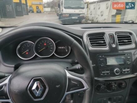 Рено Логан 2017 в Ровно на Automoto.ua Белый Рено Логан, объемом двигателя 1.46 л и пробегом 470 тыс. км за 7500 $, фото 1 на Automoto.ua