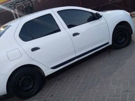 Белый Рено Логан, объемом двигателя 1.1 л и пробегом 250 тыс. км за 5200 $, фото 1 на Automoto.ua