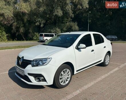 Белый Рено Логан, объемом двигателя 0.9 л и пробегом 80 тыс. км за 6500 $, фото 1 на Automoto.ua