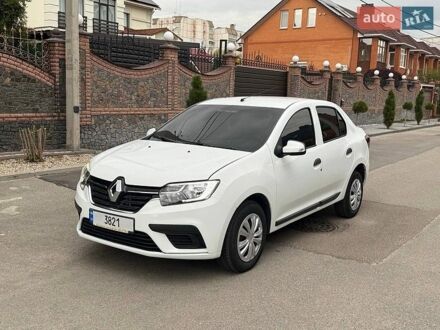 Белый Рено Логан, объемом двигателя 1.5 л и пробегом 238 тыс. км за 5600 $, фото 1 на Automoto.ua