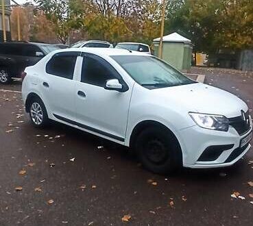 Белый Рено Логан, объемом двигателя 1.46 л и пробегом 138 тыс. км за 6750 $, фото 1 на Automoto.ua