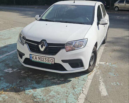 Белый Рено Логан, объемом двигателя 1.5 л и пробегом 160 тыс. км за 5700 $, фото 1 на Automoto.ua