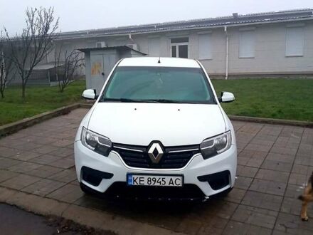 Белый Рено Логан, объемом двигателя 1.1 л и пробегом 164 тыс. км за 6000 $, фото 1 на Automoto.ua