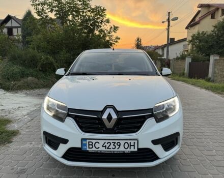 Белый Рено Логан, объемом двигателя 1.1 л и пробегом 201 тыс. км за 5200 $, фото 1 на Automoto.ua