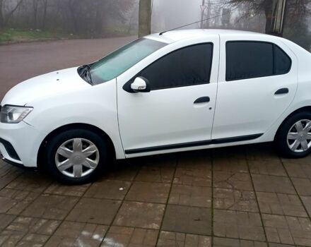 Білий Рено Логан, об'ємом двигуна 1.1 л та пробігом 164 тис. км за 6000 $, фото 1 на Automoto.ua