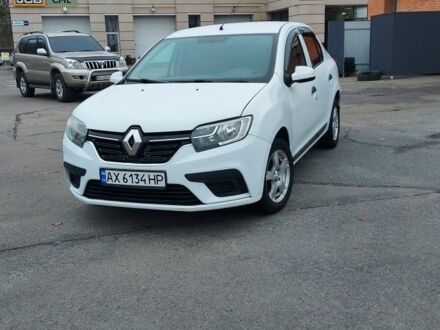 Белый Рено Логан, объемом двигателя 1.1 л и пробегом 261 тыс. км за 5500 $, фото 1 на Automoto.ua