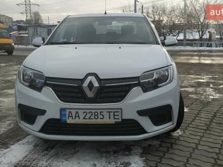 Рено Логан 2017 у Києві на Automoto.ua Білий Рено Логан, об'ємом двигуна 1.15 л та пробігом 127 тис. км за 5600 $, фото 1 на Automoto.ua