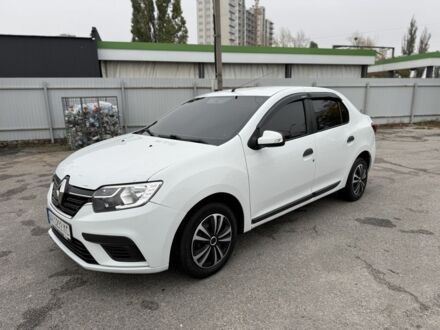 Рено Логан 2017 у Харкові на Automoto.ua Білий Рено Логан, об'ємом двигуна 1.1 л та пробігом 189 тис. км за 5000 $, фото 1 на Automoto.ua