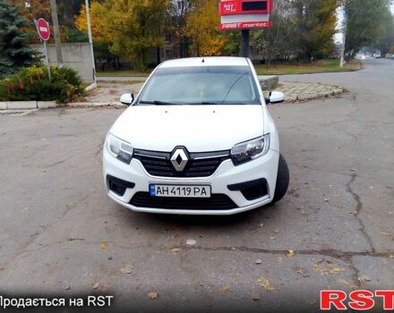 Белый Рено Логан, объемом двигателя 1 л и пробегом 204 тыс. км за 4999 $, фото 1 на Automoto.ua