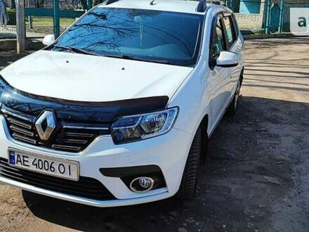 Рено Логан 2018 у Вольногорске на Automoto.ua Білий Рено Логан, об'ємом двигуна 1.5 л та пробігом 75 тис. км за 12000 $, фото 1 на Automoto.ua