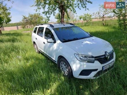 Рено Логан 2018 в Ровно на Automoto.ua Белый Рено Логан, объемом двигателя 1.46 л и пробегом 217 тыс. км за 9000 $, фото 1 на Automoto.ua