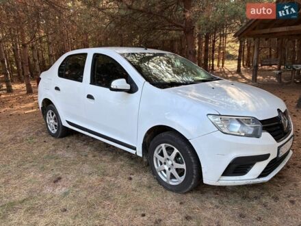 Білий Рено Логан, об'ємом двигуна 1.46 л та пробігом 282 тис. км за 4800 $, фото 1 на Automoto.ua