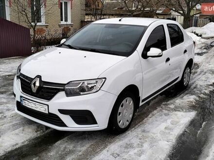 Белый Рено Логан, объемом двигателя 1 л и пробегом 128 тыс. км за 5200 $, фото 1 на Automoto.ua