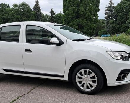 Белый Рено Логан, объемом двигателя 1.5 л и пробегом 63 тыс. км за 7800 $, фото 1 на Automoto.ua