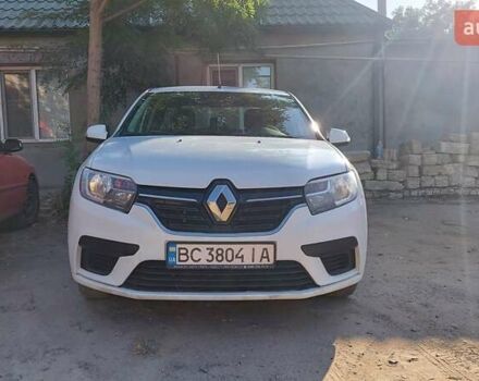 Білий Рено Логан, об'ємом двигуна 1 л та пробігом 388 тис. км за 5000 $, фото 1 на Automoto.ua