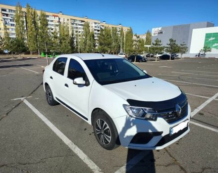 Белый Рено Логан, объемом двигателя 1.5 л и пробегом 250 тыс. км за 7000 $, фото 1 на Automoto.ua