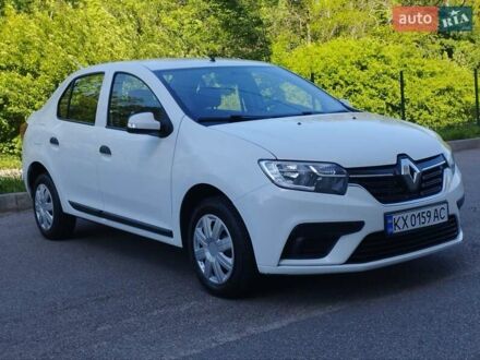 Рено Логан 2018 у Харкові на Automoto.ua Білий Рено Логан, об'ємом двигуна 1.5 л та пробігом 294 тис. км за 7500 $, фото 1 на Automoto.ua