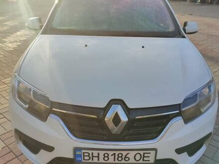 Рено Логан 2019 у Запоріжжя на Automoto.ua Білий Рено Логан, об'ємом двигуна 1 л та пробігом 300 тис. км за 3850 $, фото 1 на Automoto.ua