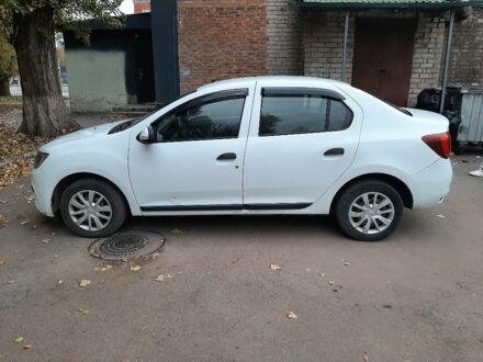 Белый Рено Логан, объемом двигателя 1 л и пробегом 140 тыс. км за 6200 $, фото 1 на Automoto.ua