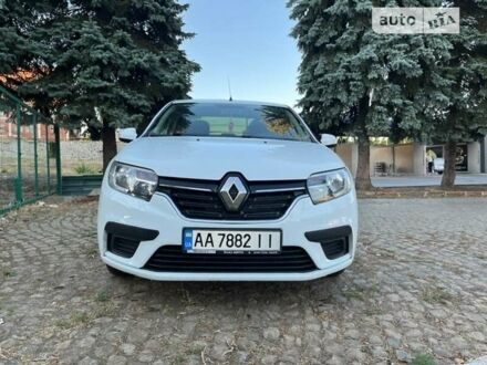 Білий Рено Логан, об'ємом двигуна 1 л та пробігом 180 тис. км за 5200 $, фото 1 на Automoto.ua