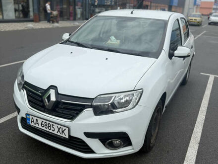 Рено Логан 2019 у Києві на Automoto.ua Білий Рено Логан, об'ємом двигуна 1 л та пробігом 215 тис. км за 5500 $, фото 1 на Automoto.ua