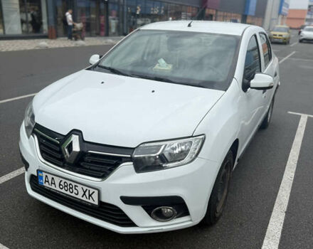 Білий Рено Логан, об'ємом двигуна 1 л та пробігом 215 тис. км за 5500 $, фото 1 на Automoto.ua