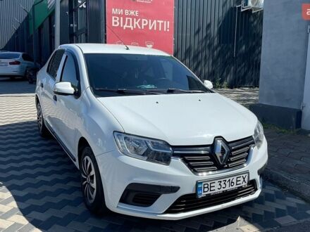 Белый Рено Логан, объемом двигателя 1 л и пробегом 120 тыс. км за 7000 $, фото 1 на Automoto.ua
