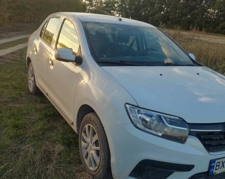 Белый Рено Логан, объемом двигателя 0 л и пробегом 235 тыс. км за 6222 $, фото 1 на Automoto.ua