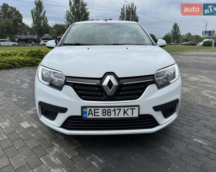 Белый Рено Логан, объемом двигателя 1.46 л и пробегом 122 тыс. км за 7800 $, фото 1 на Automoto.ua