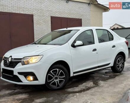 Білий Рено Логан, об'ємом двигуна 1.46 л та пробігом 98 тис. км за 7650 $, фото 1 на Automoto.ua