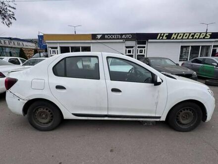 Белый Рено Логан, объемом двигателя 1 л и пробегом 322 тыс. км за 2800 $, фото 1 на Automoto.ua