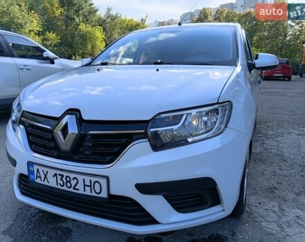 Белый Рено Логан, объемом двигателя 1.46 л и пробегом 110 тыс. км за 7999 $, фото 1 на Automoto.ua