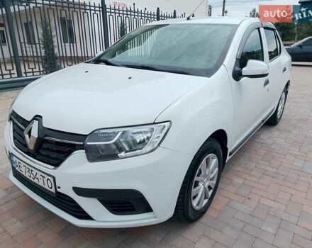 Белый Рено Логан, объемом двигателя 1.5 л и пробегом 190 тыс. км за 7500 $, фото 1 на Automoto.ua