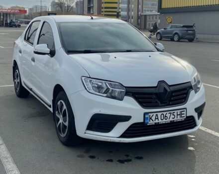 Белый Рено Логан, объемом двигателя 1 л и пробегом 157 тыс. км за 6600 $, фото 1 на Automoto.ua