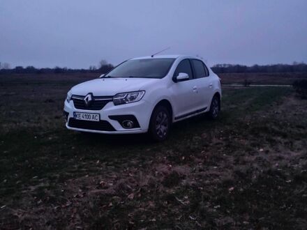 Білий Рено Логан, об'ємом двигуна 1.5 л та пробігом 70 тис. км за 11700 $, фото 1 на Automoto.ua