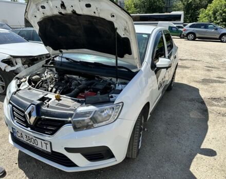 Белый Рено Логан, объемом двигателя 1 л и пробегом 250 тыс. км за 5000 $, фото 1 на Automoto.ua