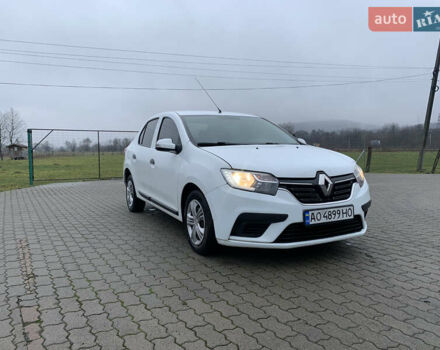 Белый Рено Логан, объемом двигателя 1 л и пробегом 280 тыс. км за 4999 $, фото 1 на Automoto.ua