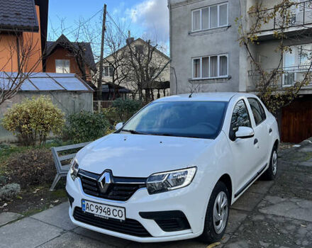 Белый Рено Логан, объемом двигателя 1 л и пробегом 177 тыс. км за 5699 $, фото 1 на Automoto.ua