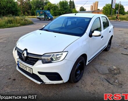 Белый Рено Логан, объемом двигателя 1 л и пробегом 234 тыс. км за 2950 $, фото 1 на Automoto.ua