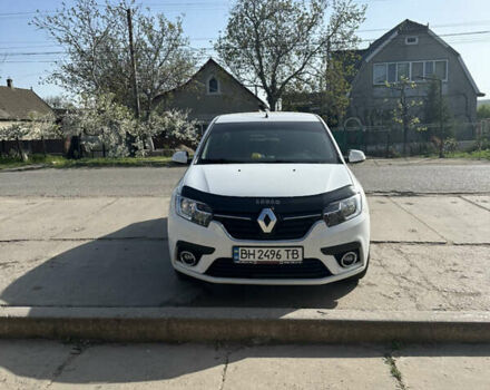 Білий Рено Логан, об'ємом двигуна 1 л та пробігом 113 тис. км за 8500 $, фото 1 на Automoto.ua