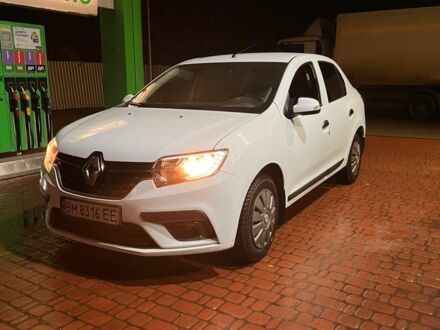 Белый Рено Логан, объемом двигателя 1 л и пробегом 196 тыс. км за 5000 $, фото 1 на Automoto.ua