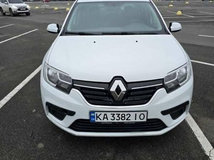 Белый Рено Логан, объемом двигателя 1 л и пробегом 252 тыс. км за 3800 $, фото 1 на Automoto.ua
