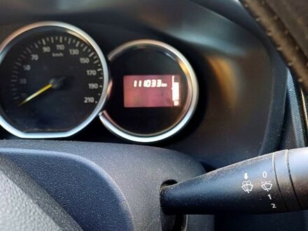 Белый Рено Логан, объемом двигателя 1 л и пробегом 111 тыс. км за 5000 $, фото 1 на Automoto.ua