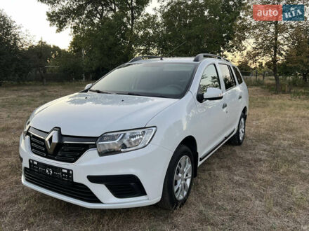 Рено Логан 2019 в Желтых Водах на Automoto.ua Белый Рено Логан, объемом двигателя 1.46 л и пробегом 53 тыс. км за 11400 $, фото 1 на Automoto.ua