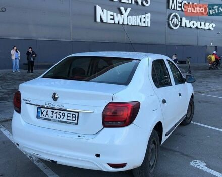 Белый Рено Логан, объемом двигателя 1 л и пробегом 414 тыс. км за 3200 $, фото 1 на Automoto.ua