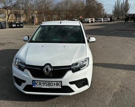 Белый Рено Логан, объемом двигателя 1 л и пробегом 262 тыс. км за 5200 $, фото 1 на Automoto.ua