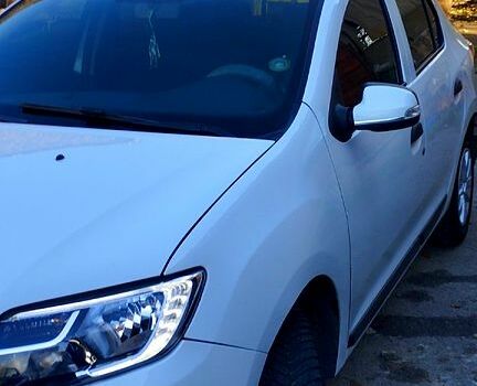 Белый Рено Логан, объемом двигателя 1.5 л и пробегом 140 тыс. км за 6700 $, фото 1 на Automoto.ua