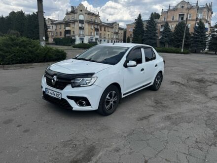 Рено Логан 2019 в Кривом Роге на Automoto.ua Белый Рено Логан, объемом двигателя 1 л и пробегом 140 тыс. км за 6400 $, фото 1 на Automoto.ua